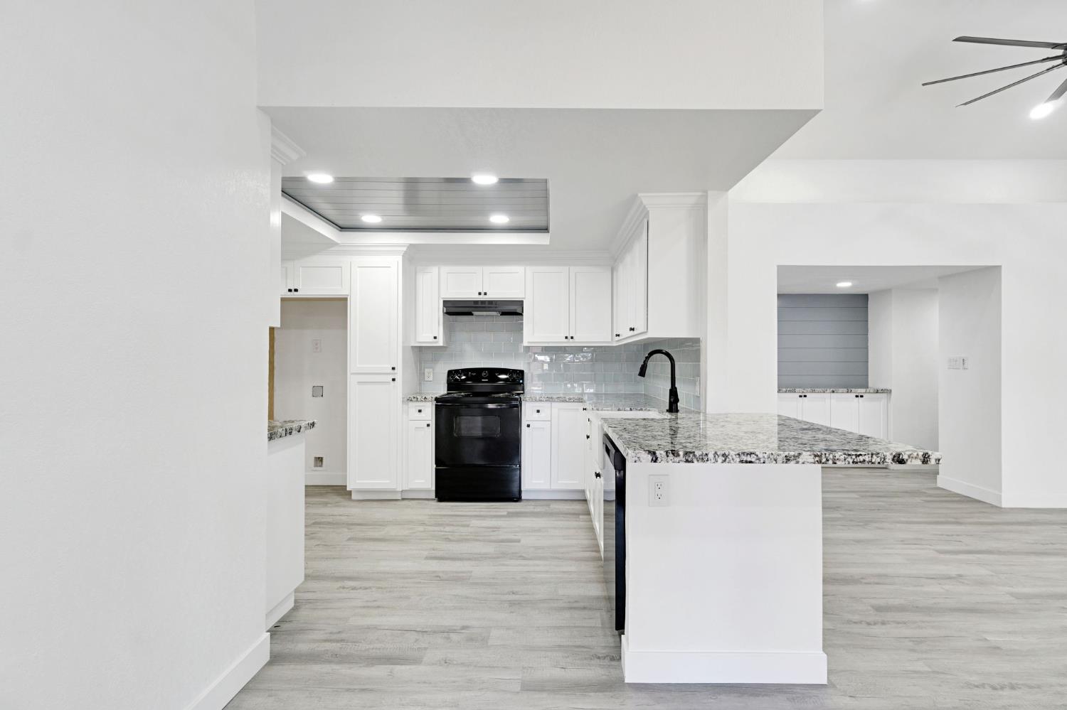 1547 W Fir Ave, Fresno, CA 93711