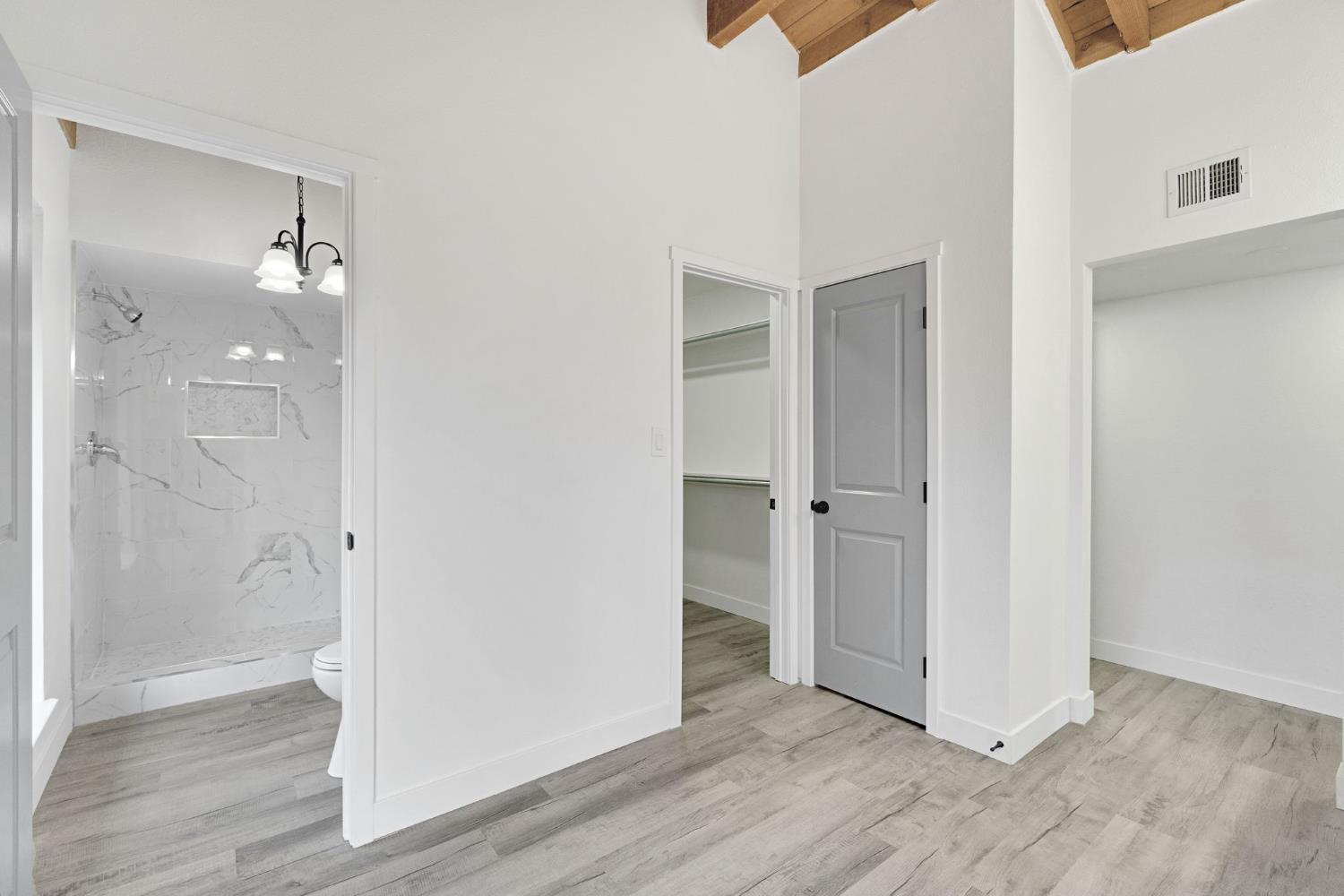 1547 W Fir Ave, Fresno, CA 93711