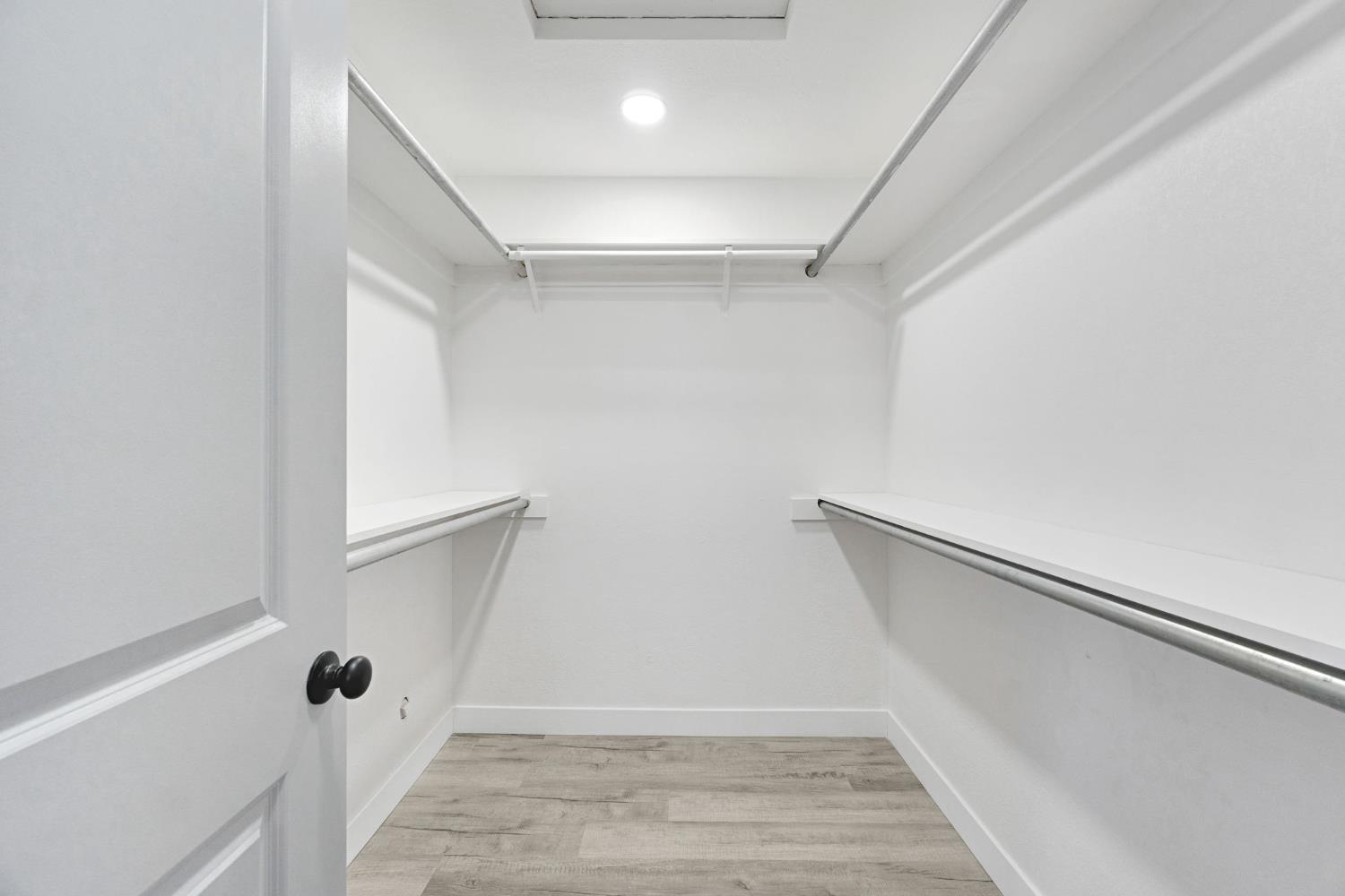 1547 W Fir Ave, Fresno, CA 93711