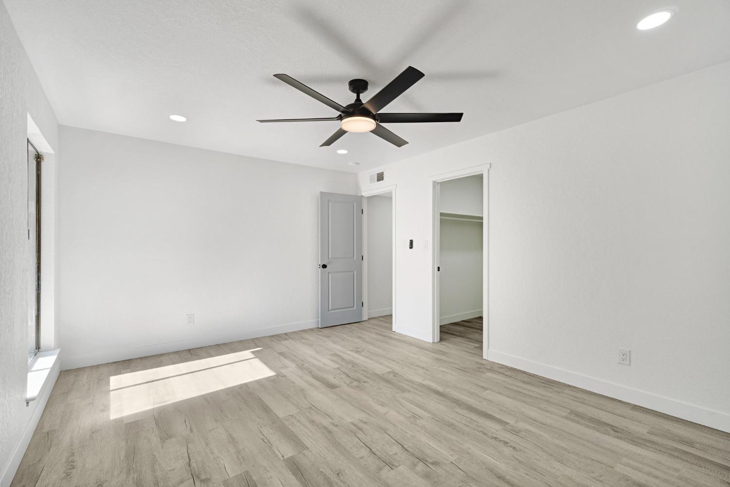 1547 W Fir Ave, Fresno, CA 93711