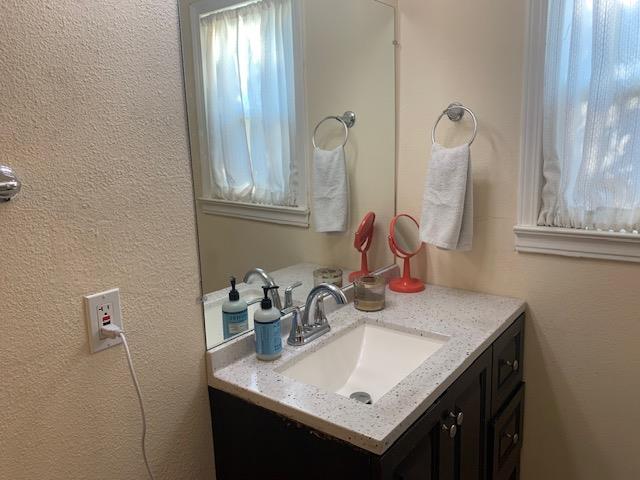 3614 E Washington Ave, Fresno, CA 93702