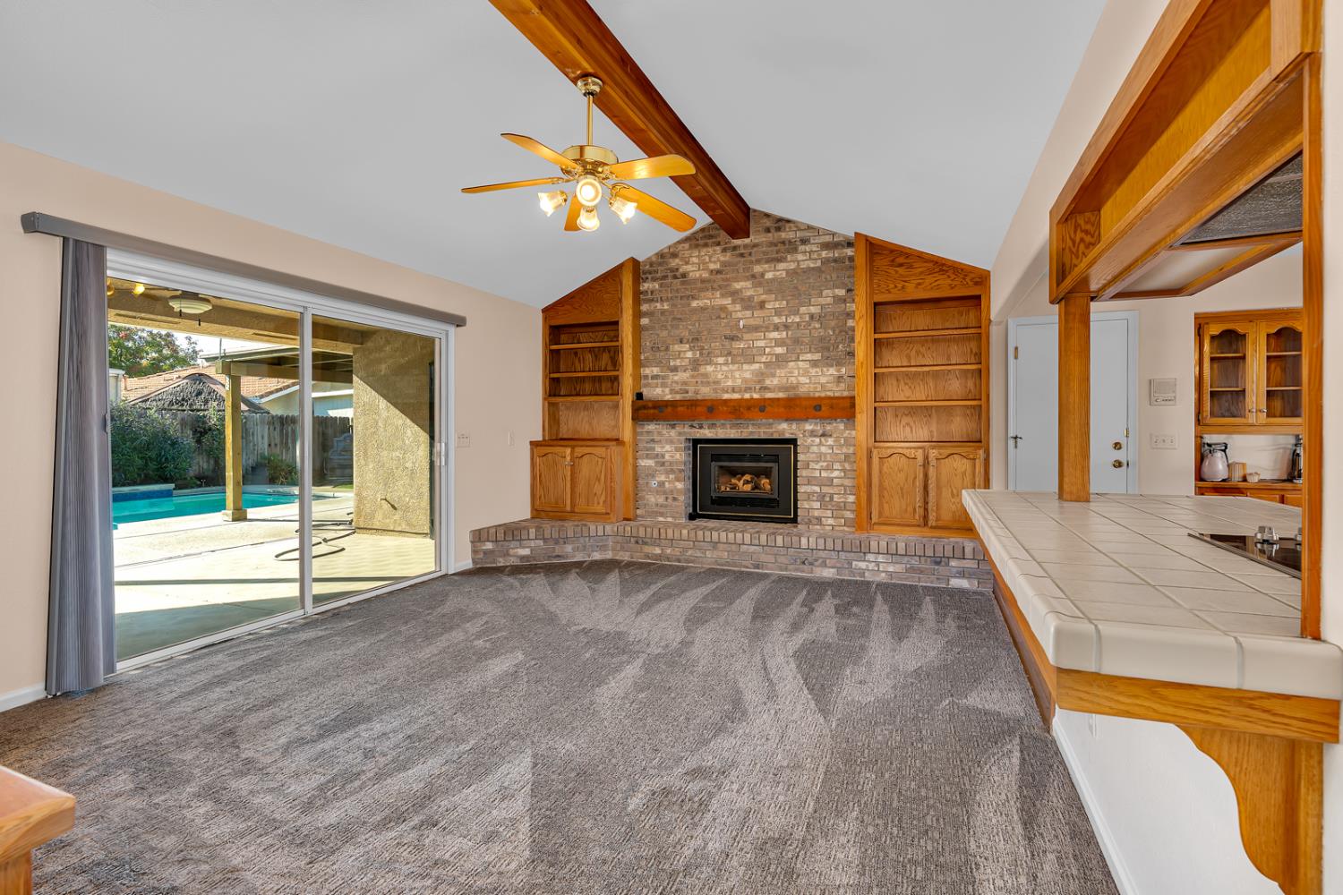 2352 Frederick Way, Madera, CA 93637