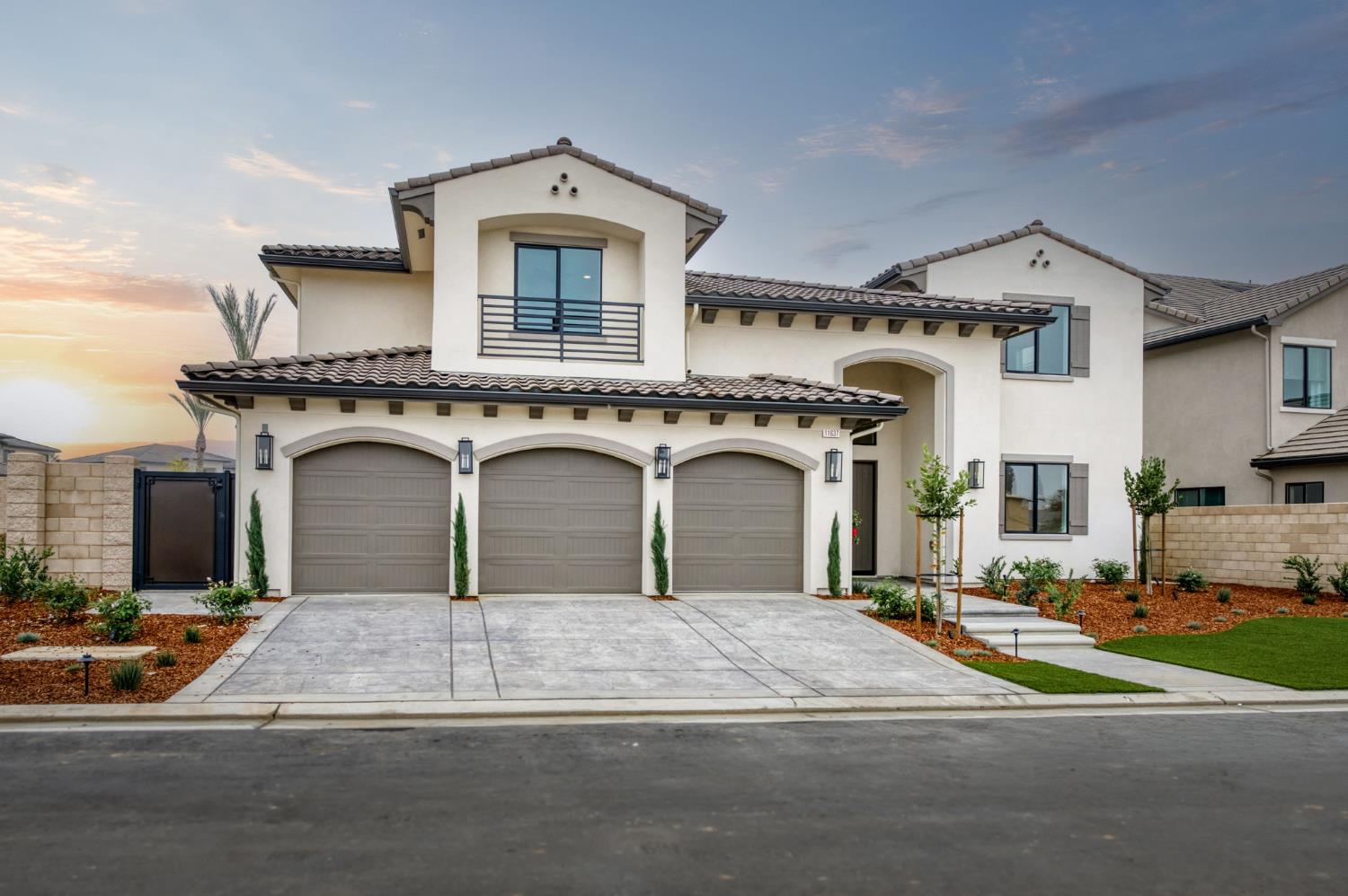 11637 N Trevino Ln, Fresno, CA 93730