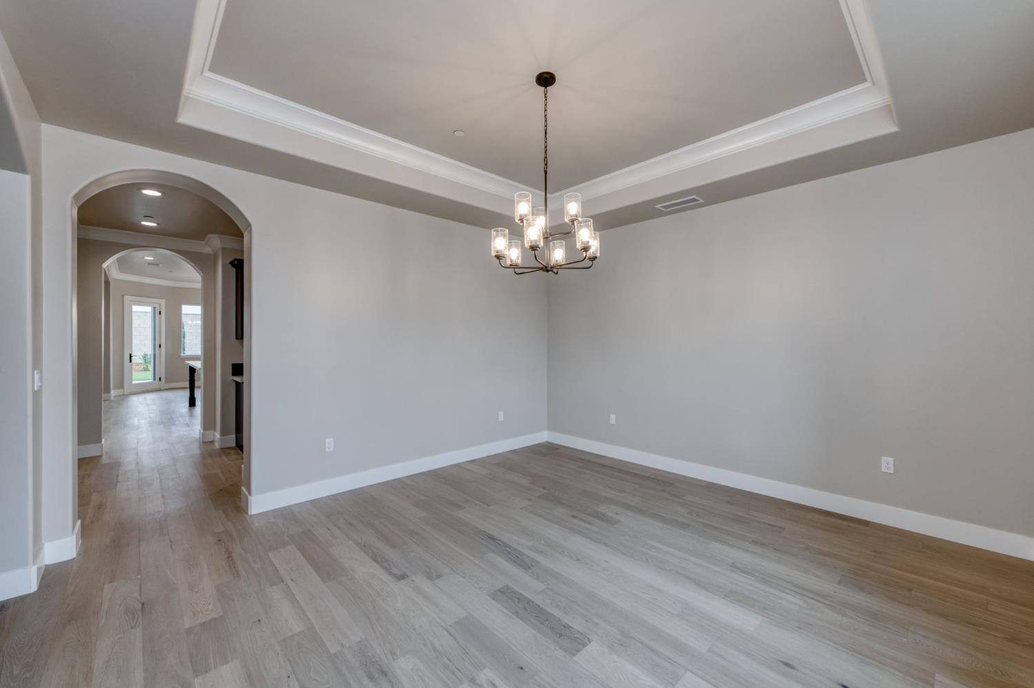 11637 N Trevino Ln, Fresno, CA 93730