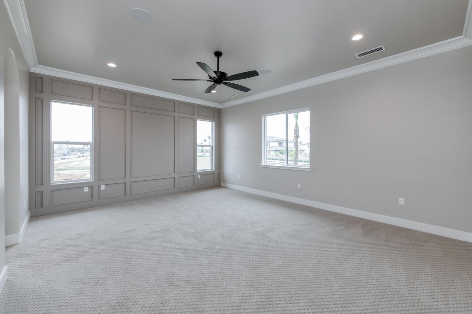 11637 N Trevino Ln, Fresno, CA 93730