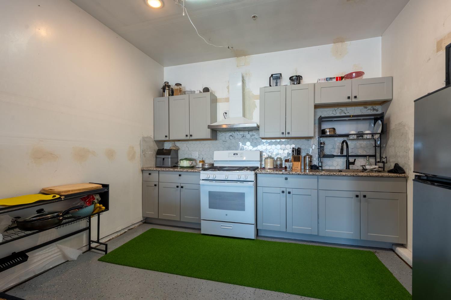 6701 E Providence Ave, Fresno, CA 93727