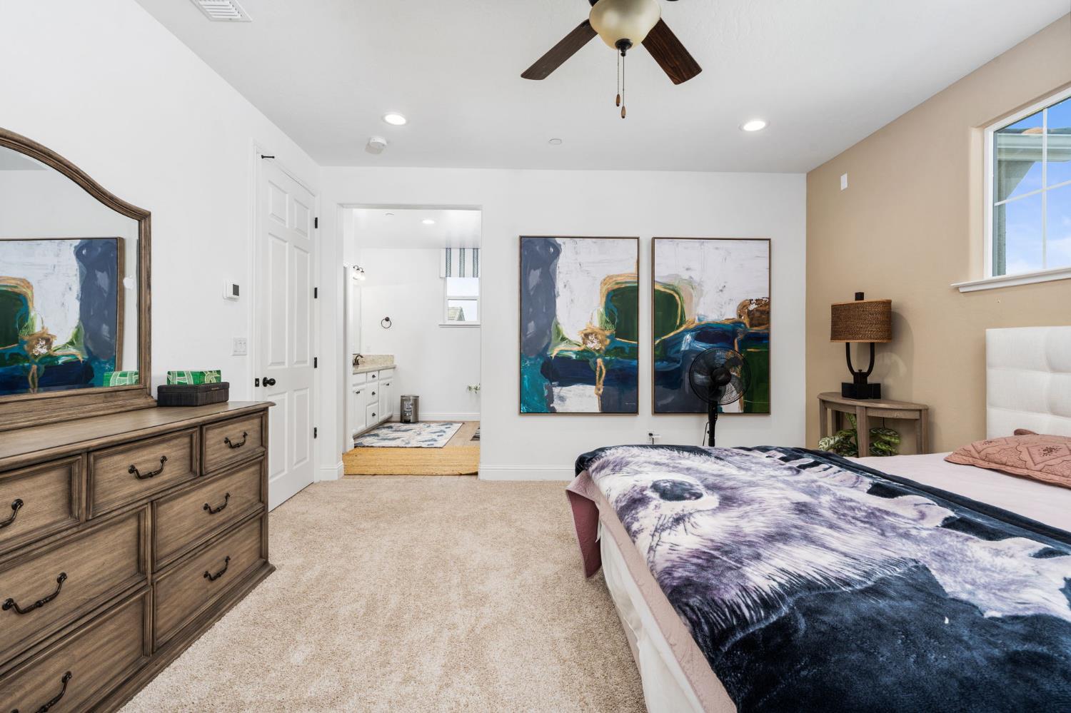 6701 E Providence Ave, Fresno, CA 93727