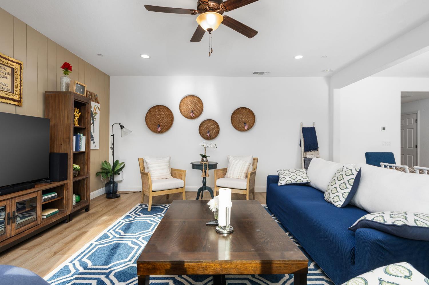 6701 E Providence Ave, Fresno, CA 93727