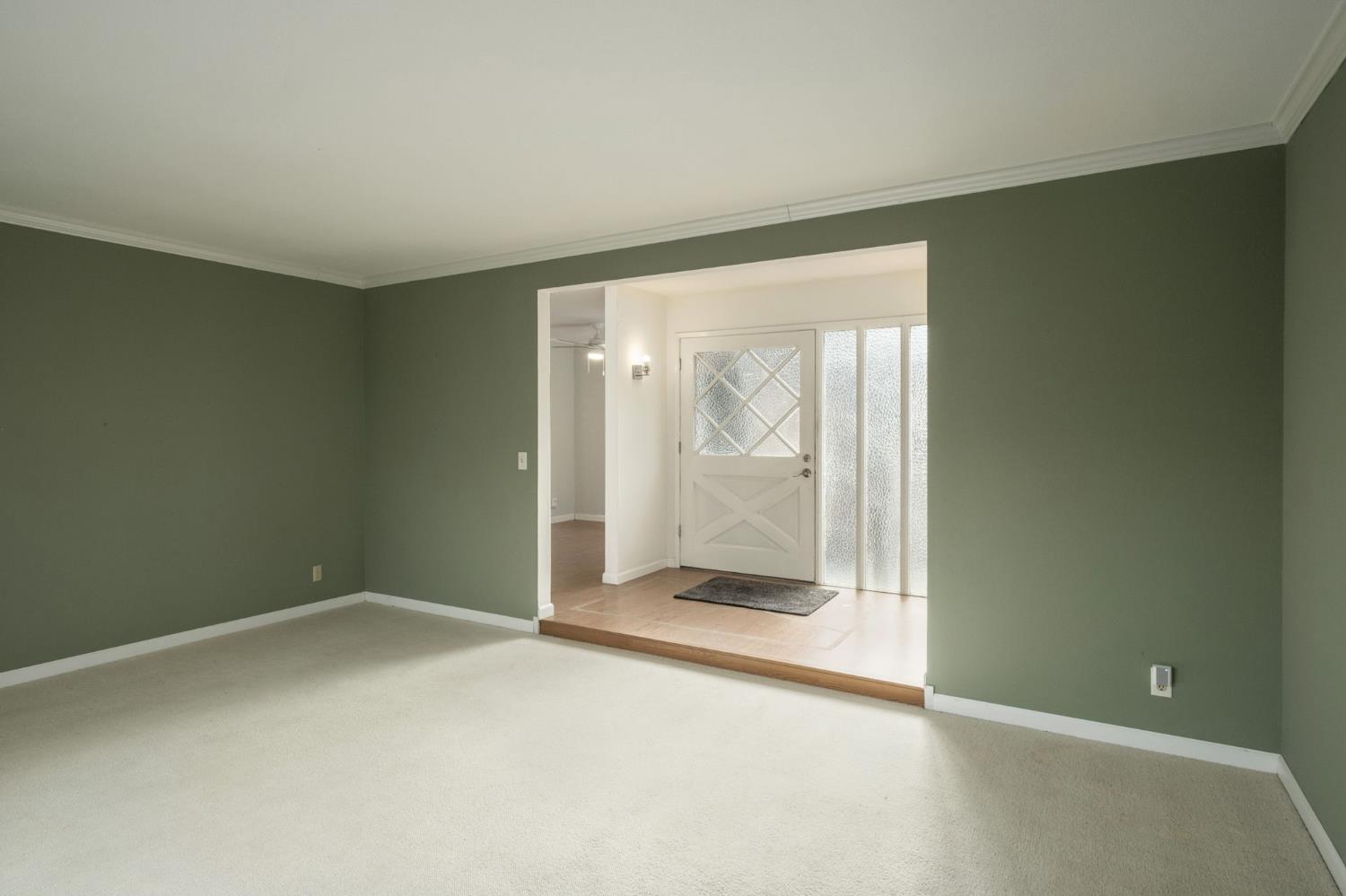 516 W Palo Alto Ave, Fresno, CA 93704