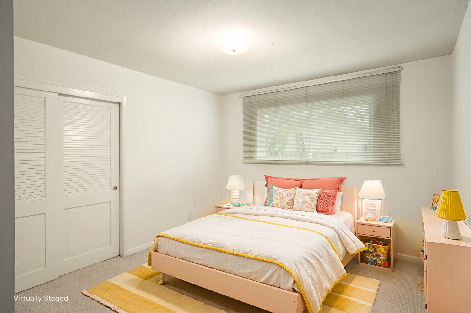 516 W Palo Alto Ave, Fresno, CA 93704