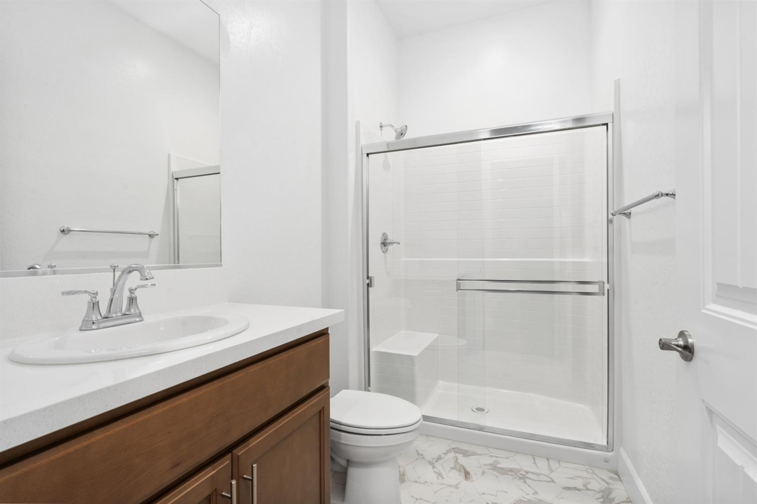 363 Peters Ln S, Madera, CA 93636