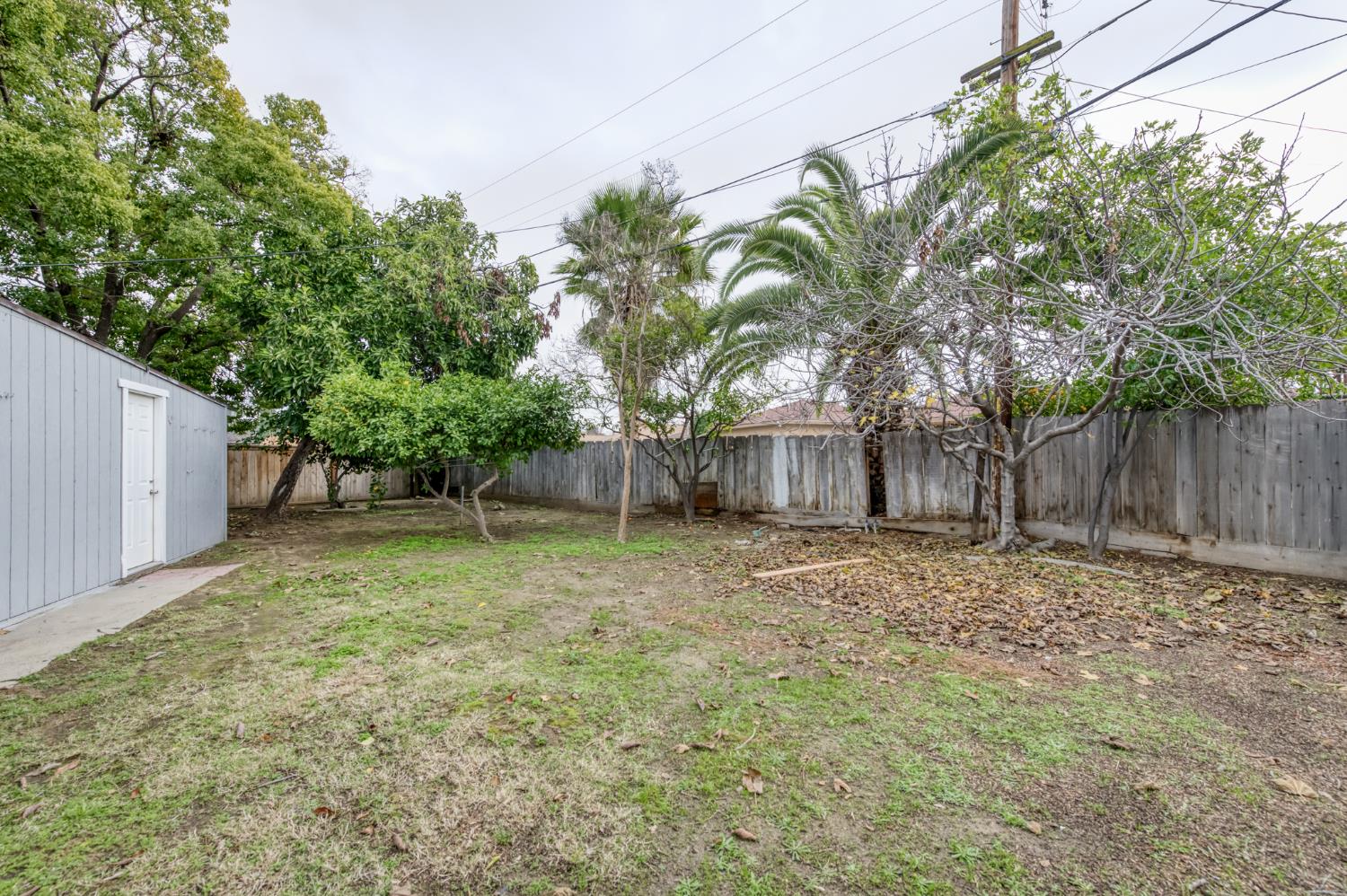 3938 E Michigan Ave, Fresno, CA 93703