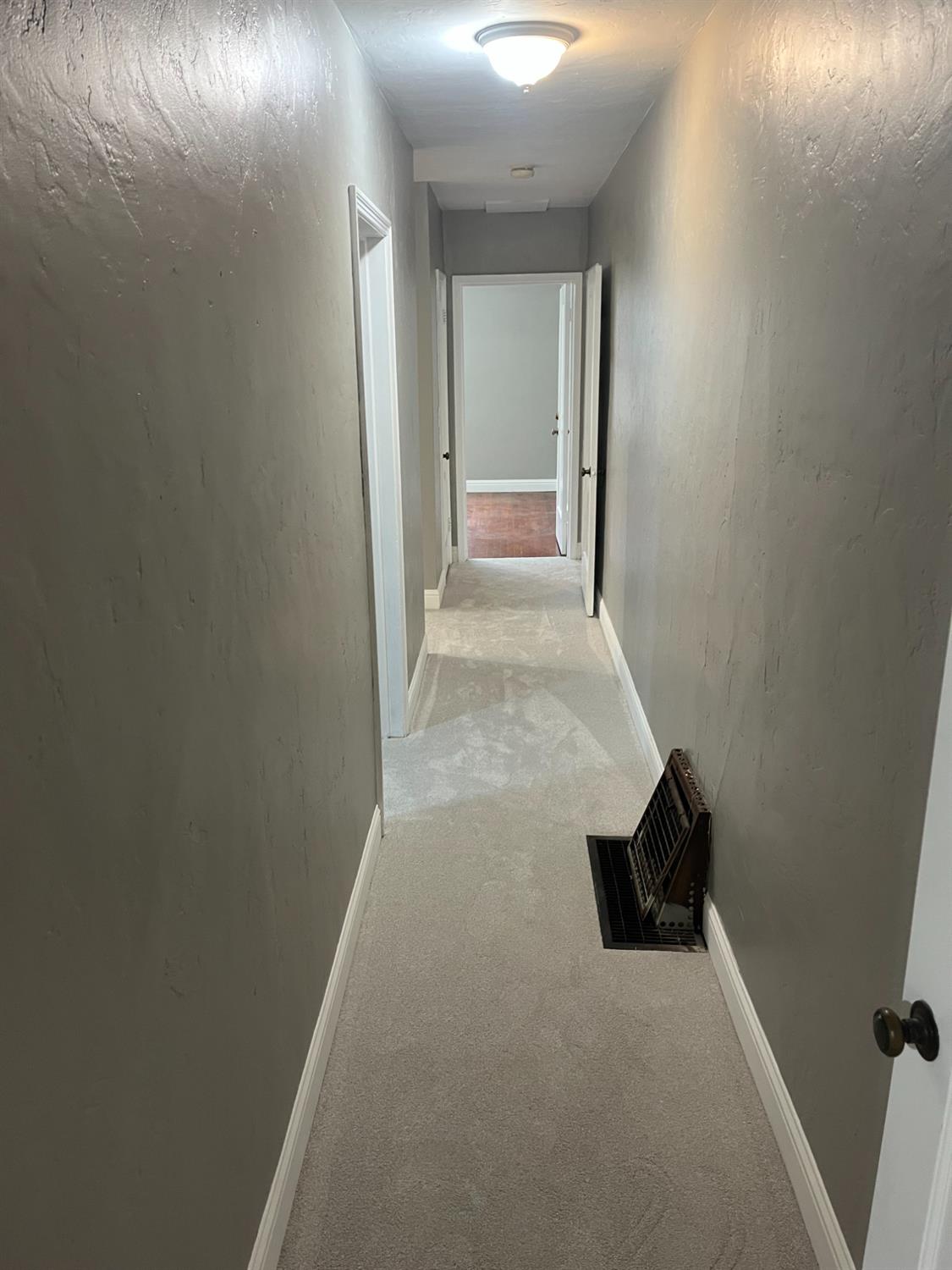 4662 E Illinois Ave, Fresno, CA 93702