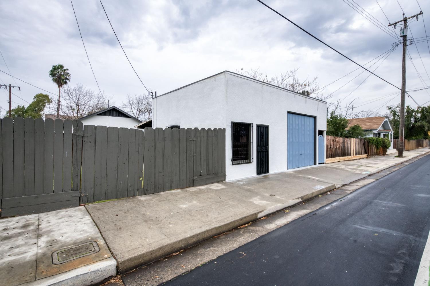 1463 N Ferger Ave, Fresno, CA 93728