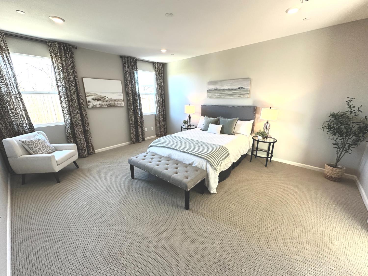 3215 Lourdes Ave, Clovis, CA 93619