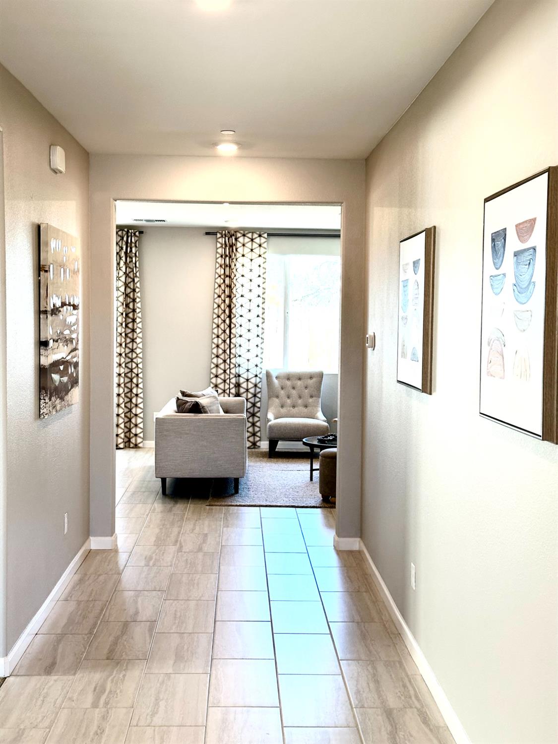 3215 Lourdes Ave, Clovis, CA 93619