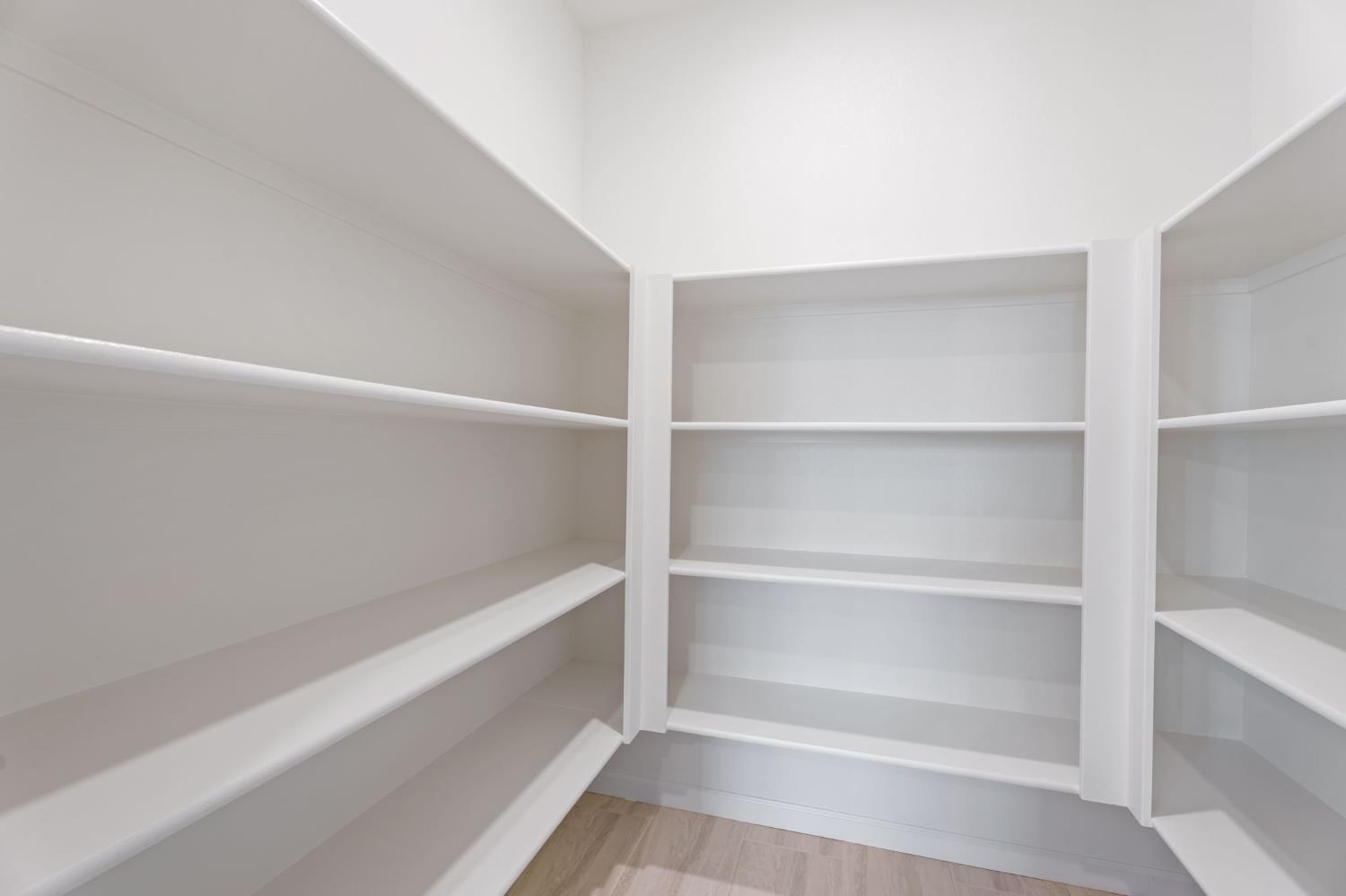 3215 Lourdes Ave, Clovis, CA 93619