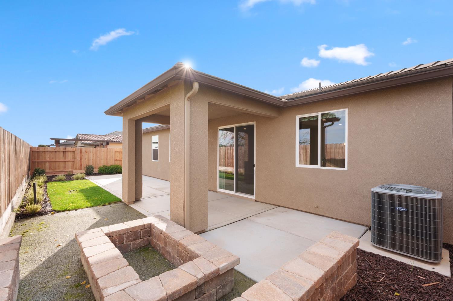 3215 Lourdes Ave, Clovis, CA 93619