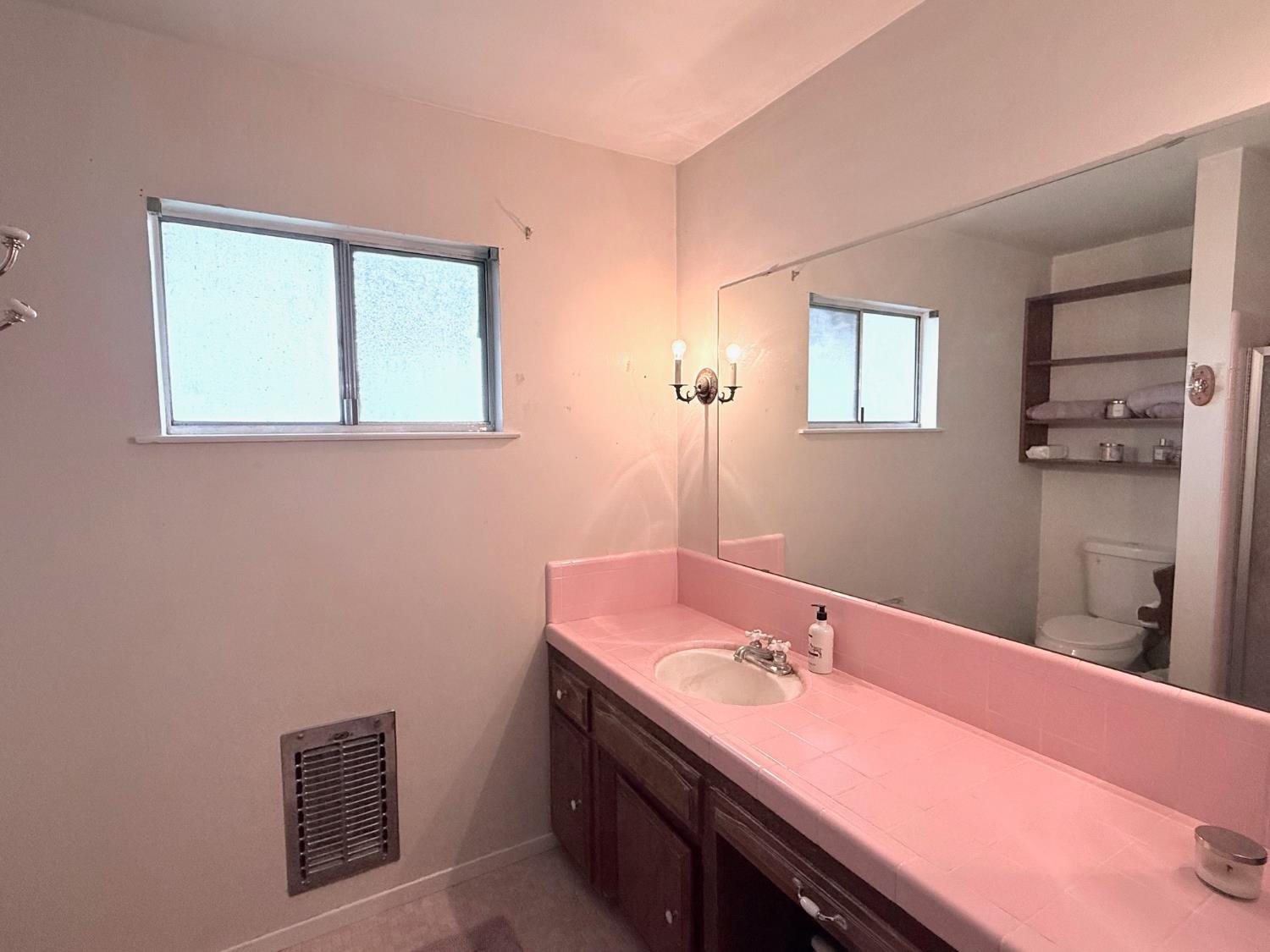 35570 Avenue 14 1/2, Madera, CA 93636