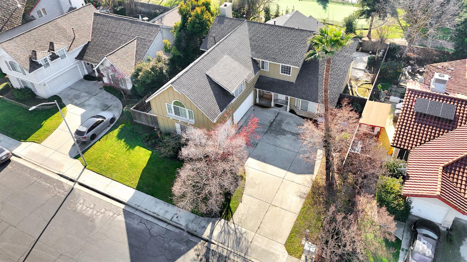 2034 Wrenwood Ave, Clovis, CA 93611