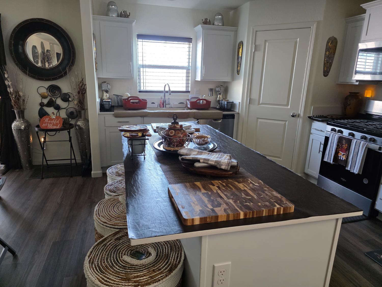 1583 Seneca Dr, Madera, CA 93637