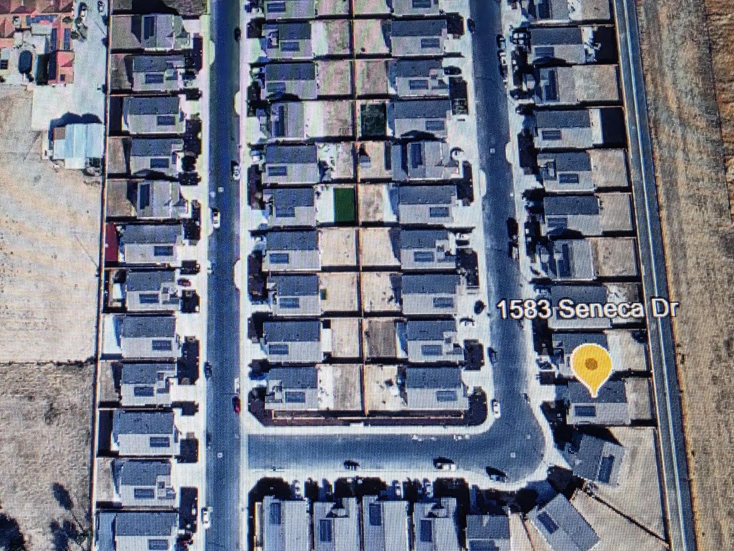 1583 Seneca Dr, Madera, CA 93637