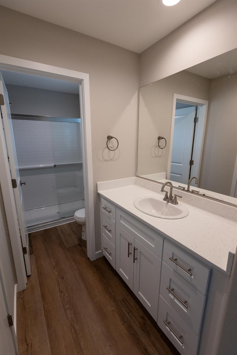 768 Laina Ave, Madera, CA 93636