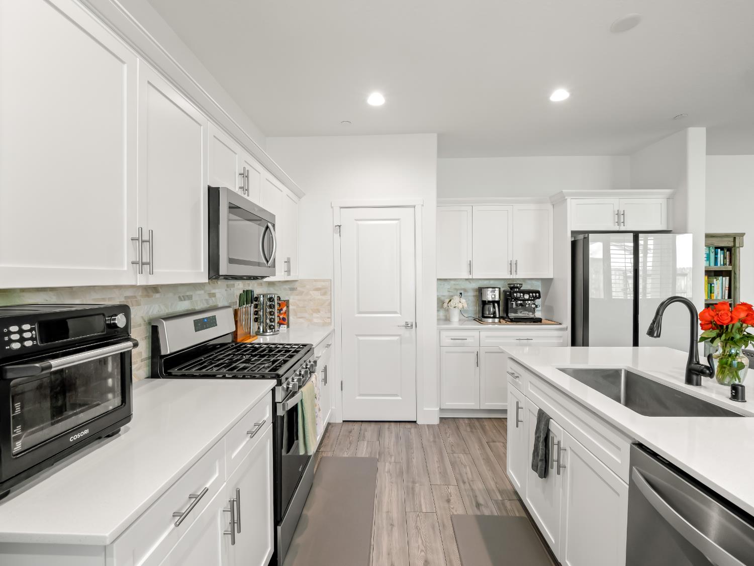 551 Talus Way S, Madera, CA 93636