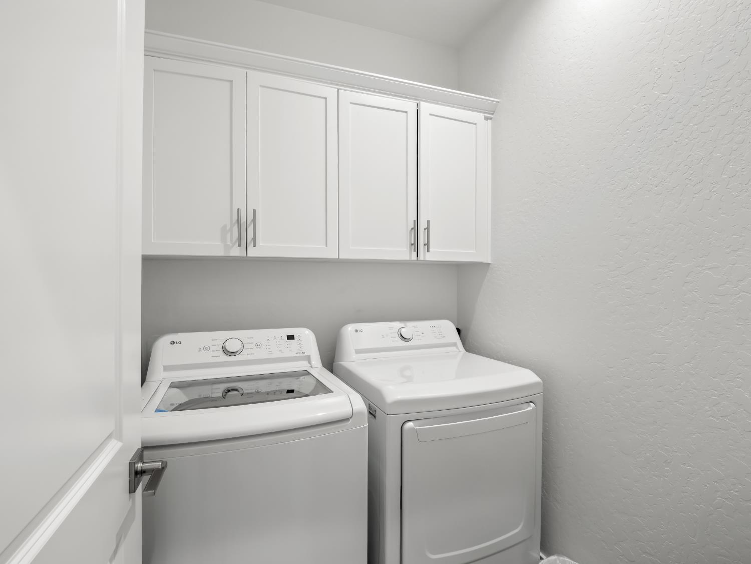 551 Talus Way S, Madera, CA 93636