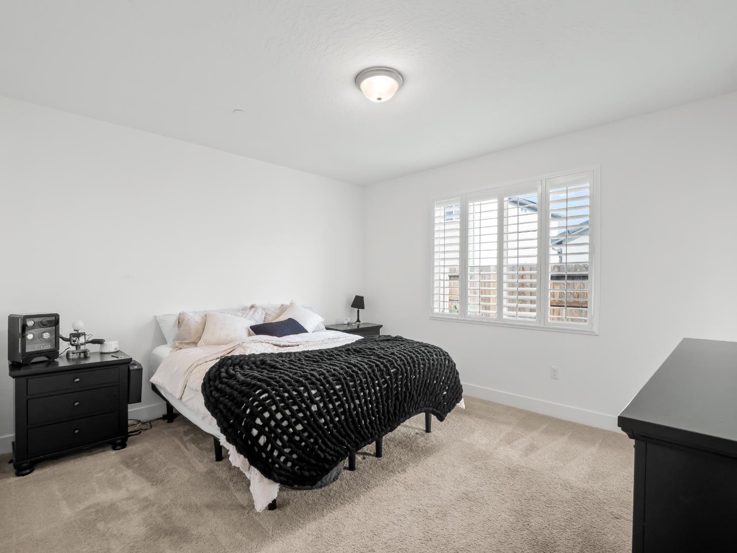 551 Talus Way S, Madera, CA 93636