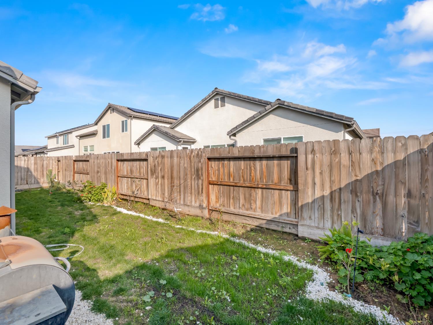 551 Talus Way S, Madera, CA 93636