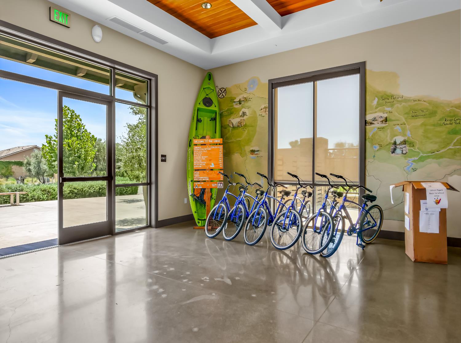 551 Talus Way S, Madera, CA 93636