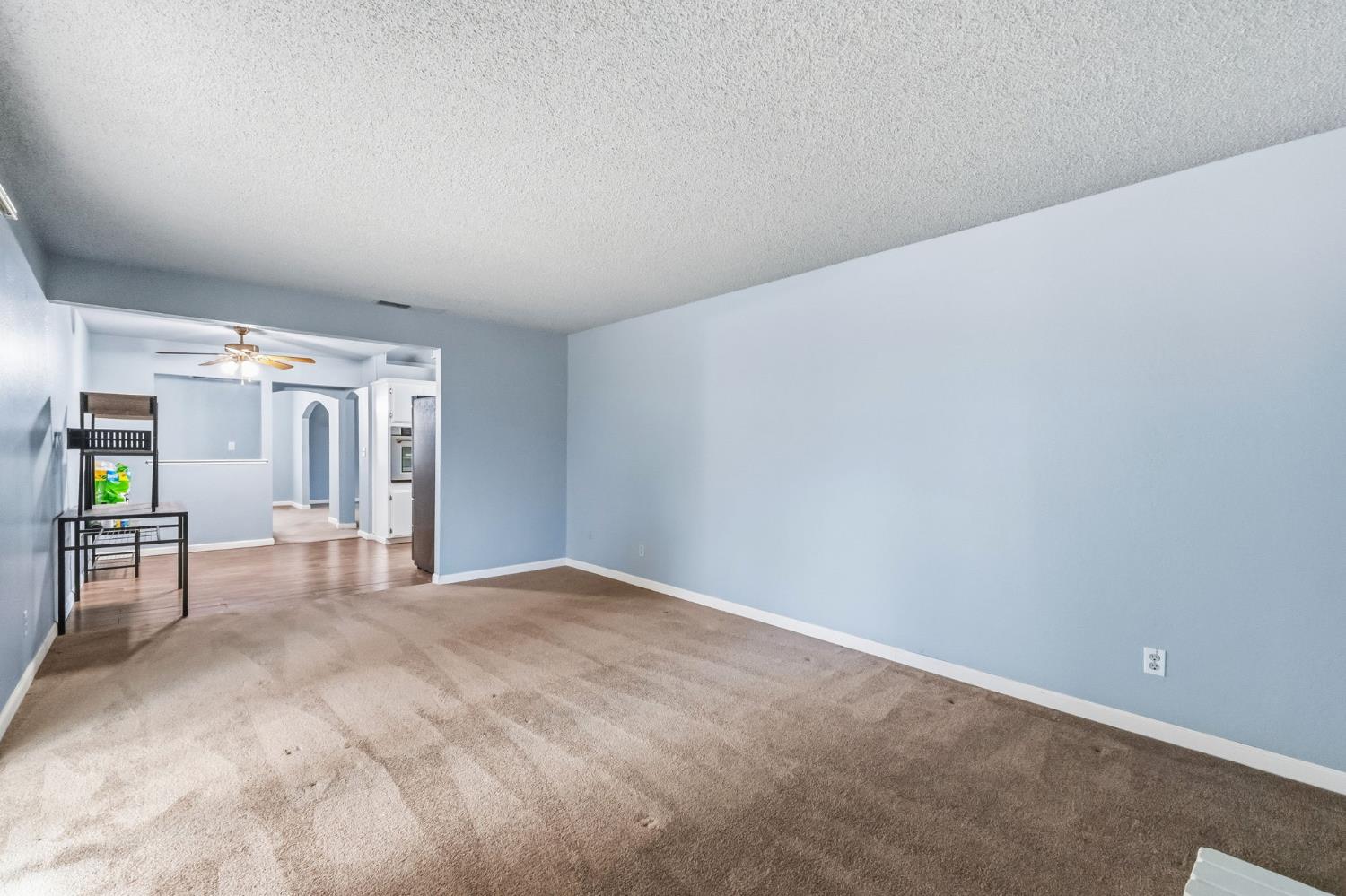 4665 W Ashcroft Ave, Fresno, CA 93722