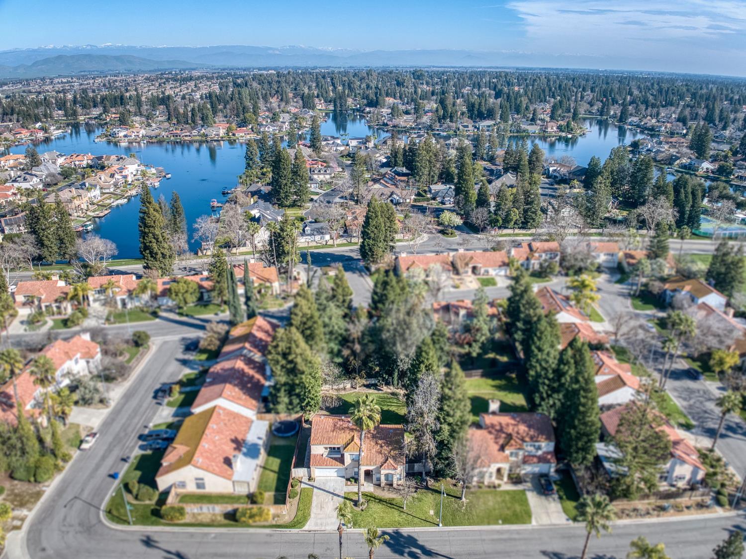 10352 N Doheny Dr, Fresno, CA 93730