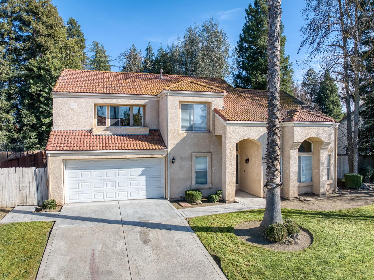 10352 N Doheny Dr, Fresno, CA 93730