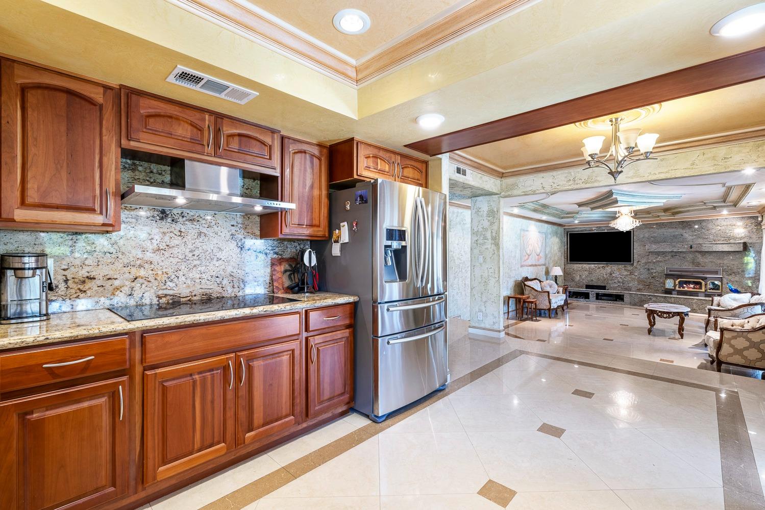 3607 W Magill Ave, Fresno, CA 93711