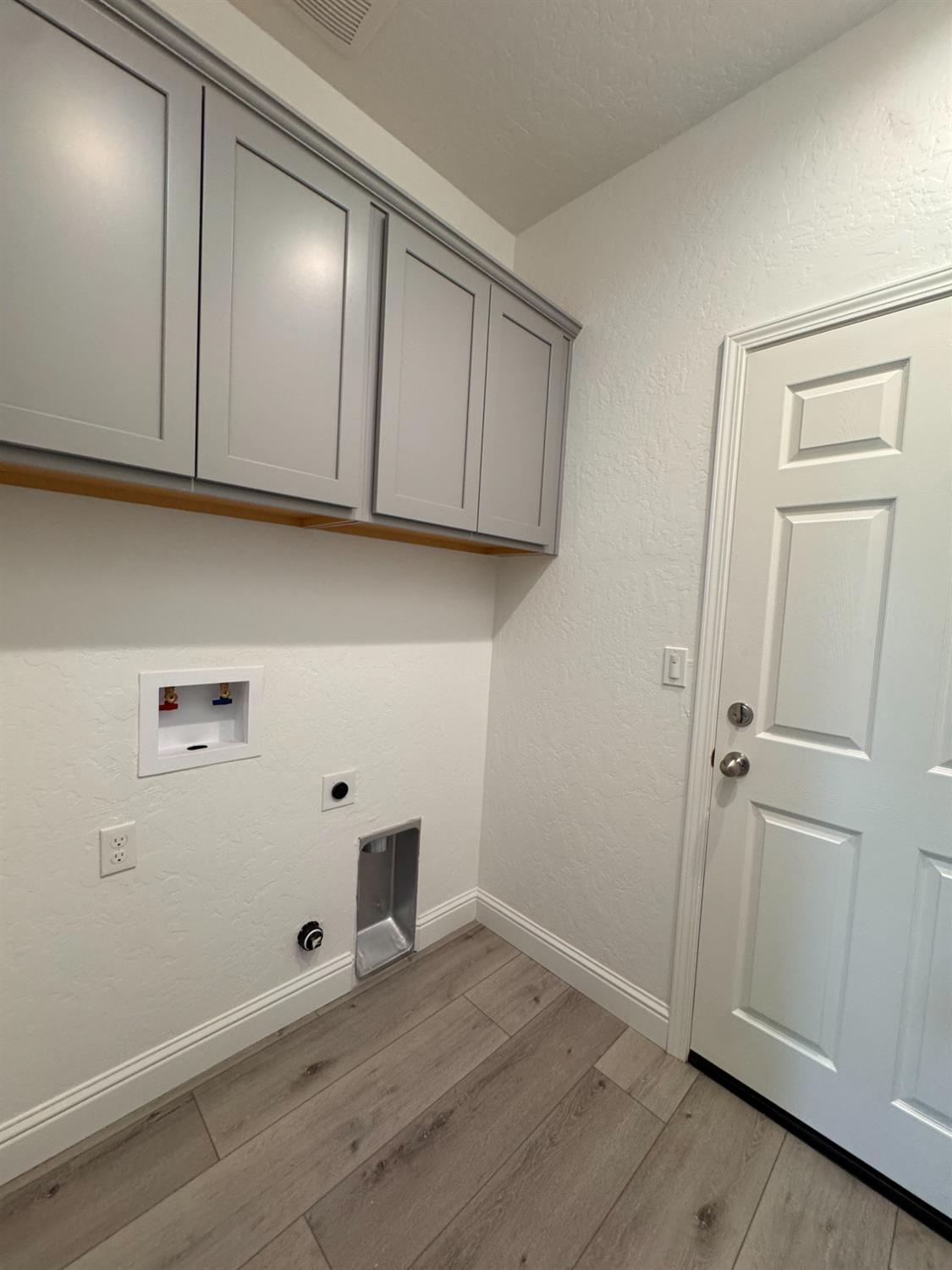 474 W Windsor Ave, Clovis, CA 93612