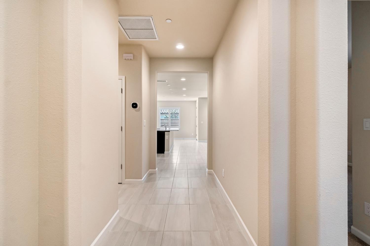 642 Stone Crest Ave, Madera, CA 93636