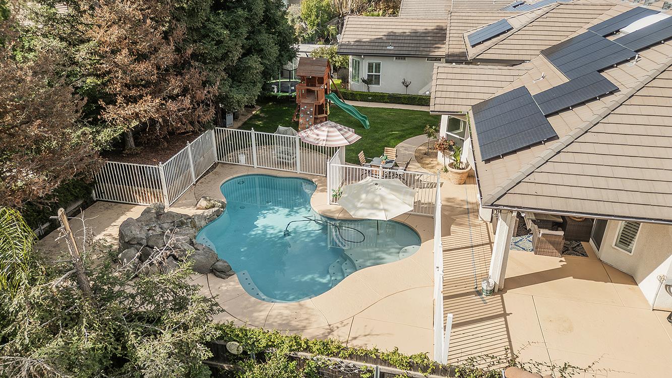 2888 Ashcroft Ave, Clovis, CA 93611