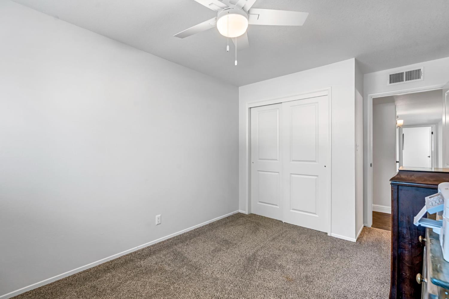 1263 E Ellery Ave, Fresno, CA 93710