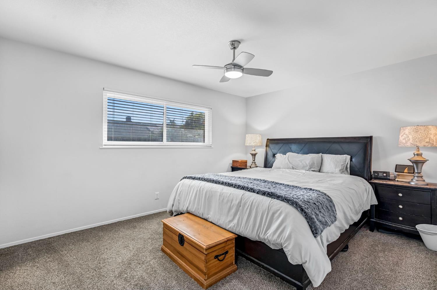 1263 E Ellery Ave, Fresno, CA 93710