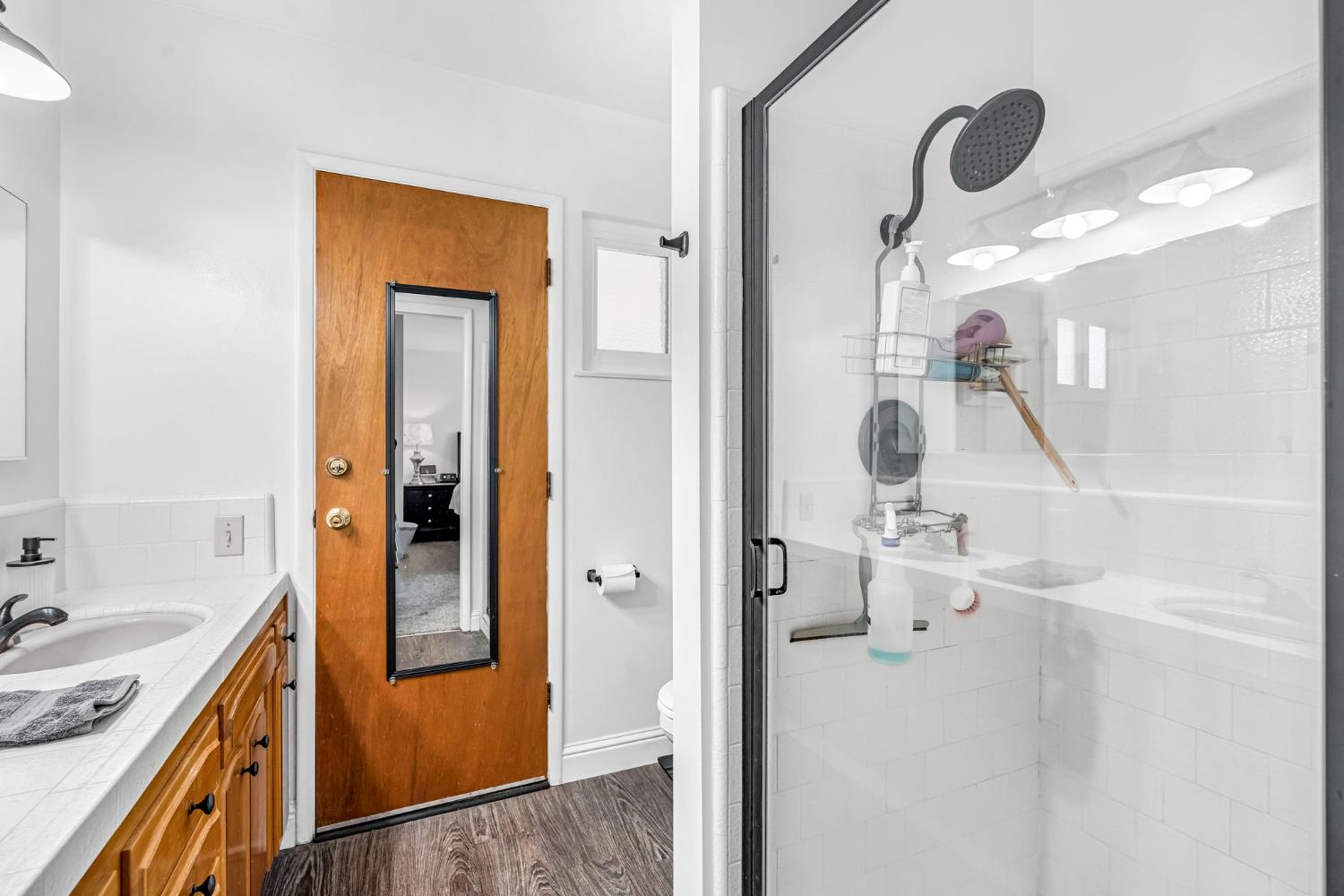 1263 E Ellery Ave, Fresno, CA 93710