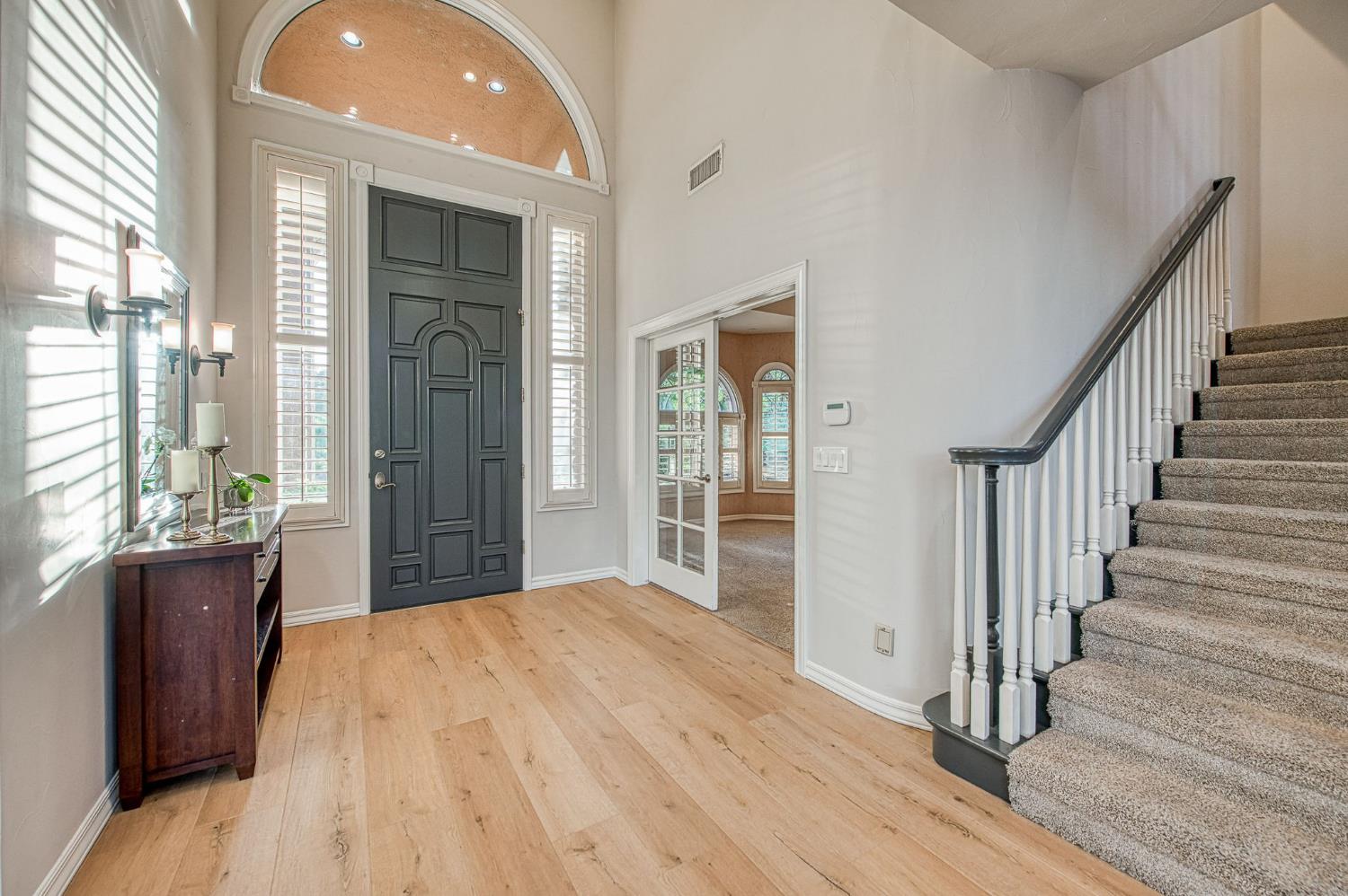 16115 Deer Path Ln, Clovis, CA 93619