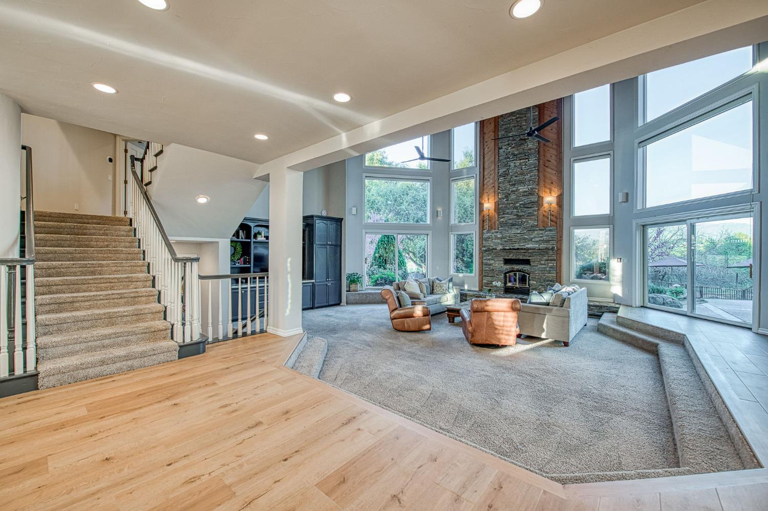 16115 Deer Path Ln, Clovis, CA 93619