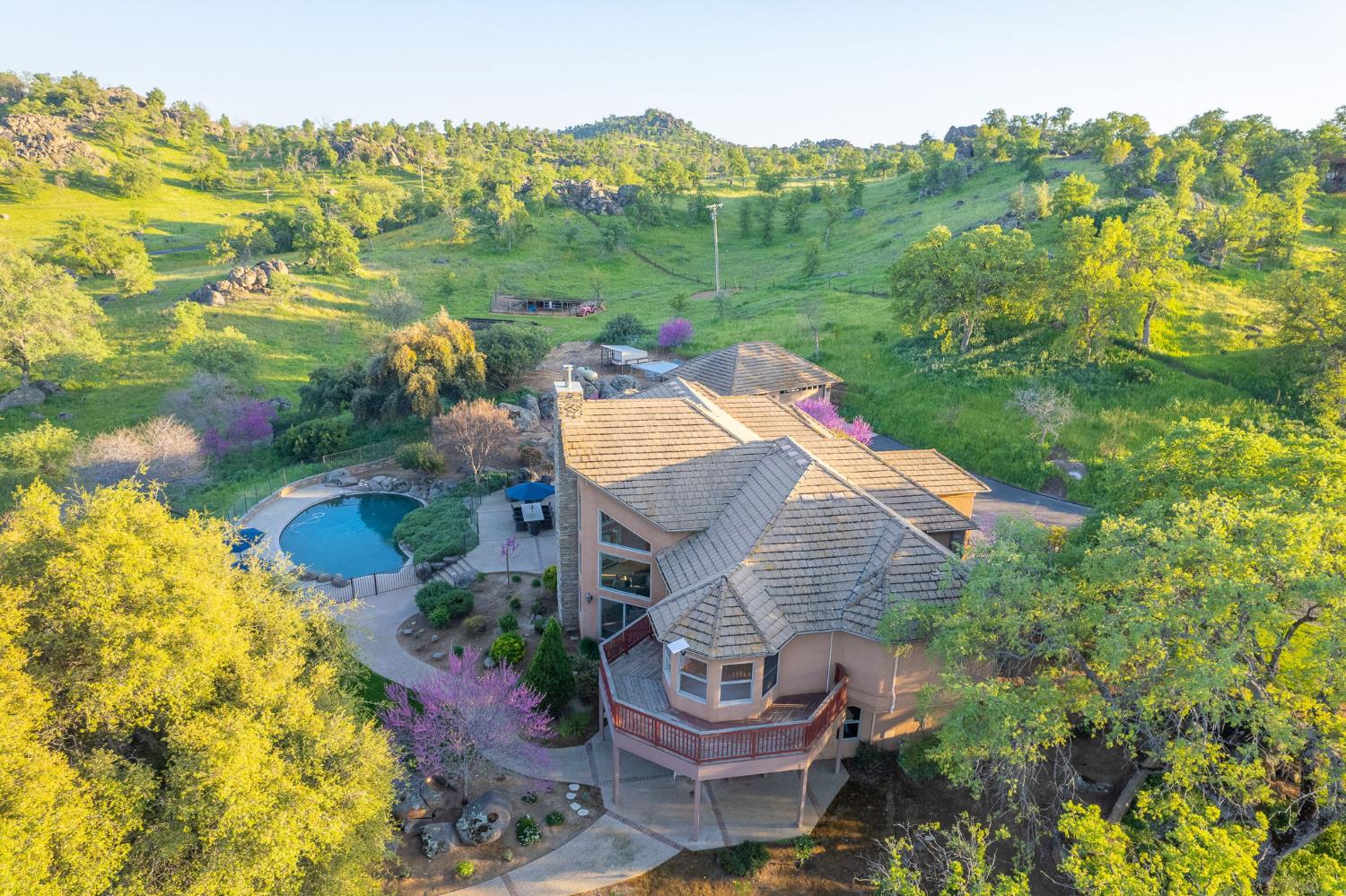 16115 Deer Path Ln, Clovis, CA 93619