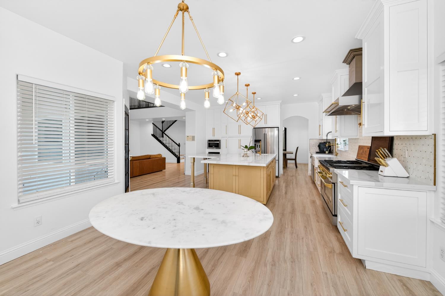 2853 Carolina Ave, Clovis, CA 93611