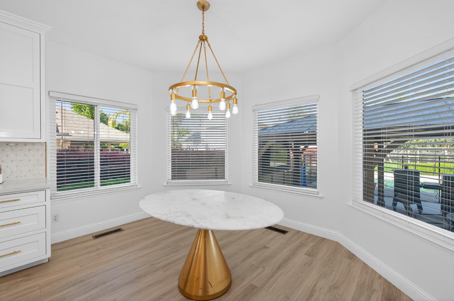 2853 Carolina Ave, Clovis, CA 93611