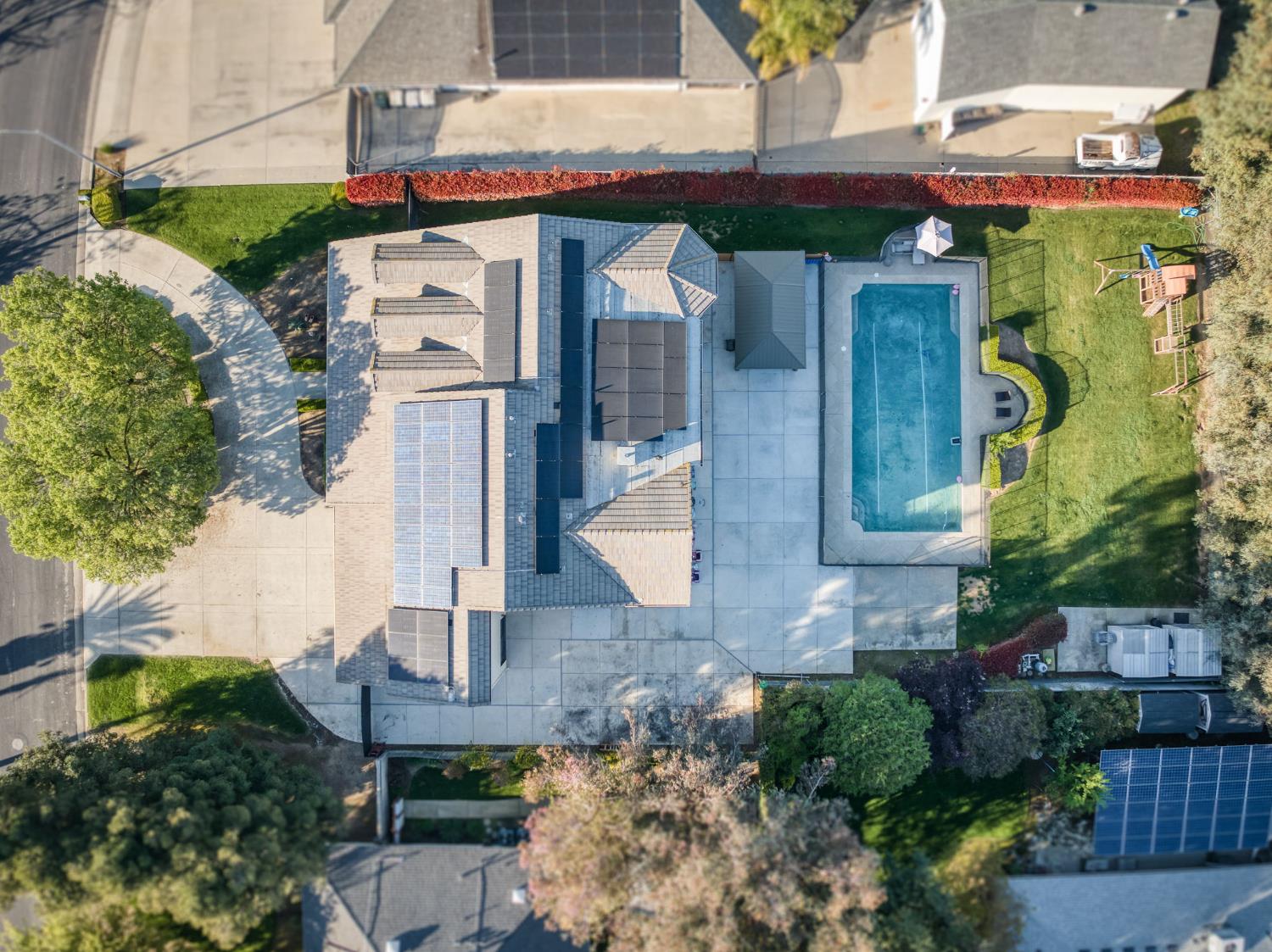 2853 Carolina Ave, Clovis, CA 93611