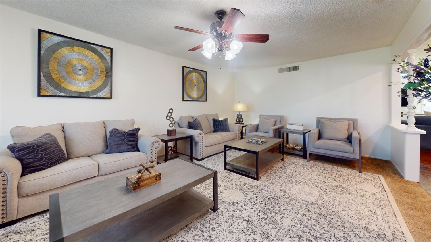 8099 E Nees Ave, Clovis, CA 93619