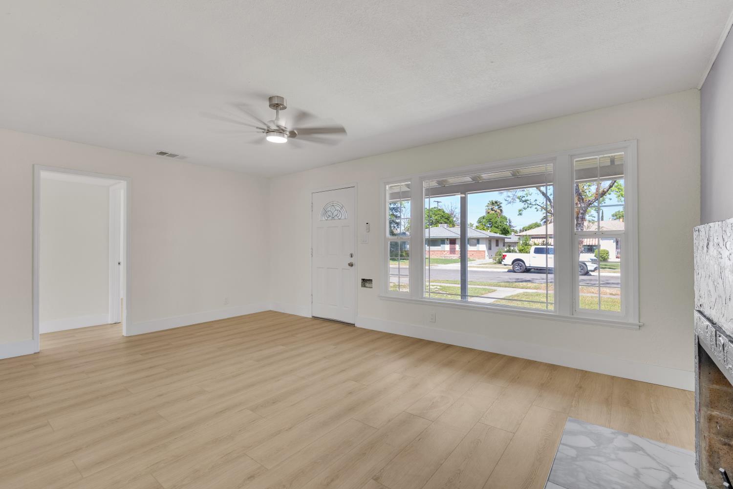 535 W Terrace Ave, Fresno, CA 93705